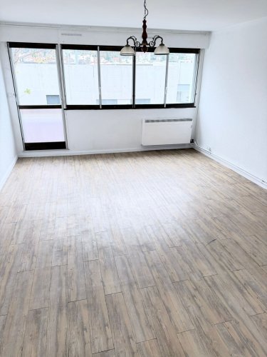 APPARTEMENT SECTEUR MARCOMBES